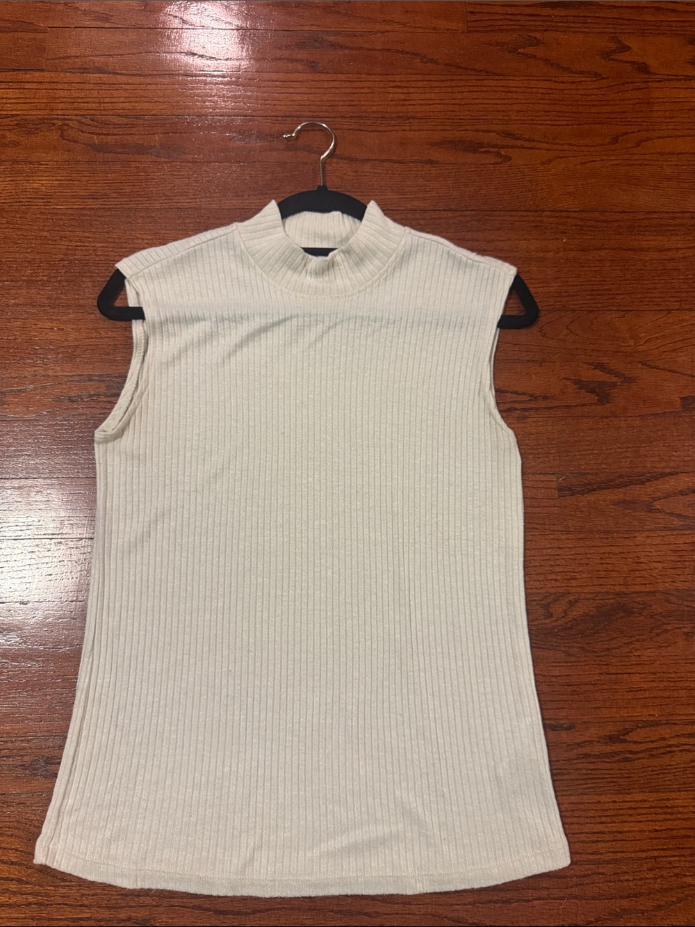 Sleeveless Ribbed Mock Neck Tank Top — Cream